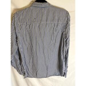 Women's Old Navy Blue Striped Top